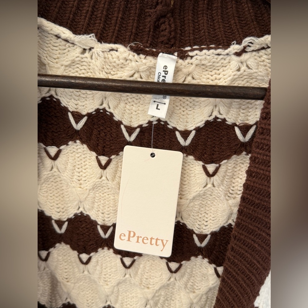 ePretty Women's Brown and Cream Sweater cardigan large - Picture 2 of 3